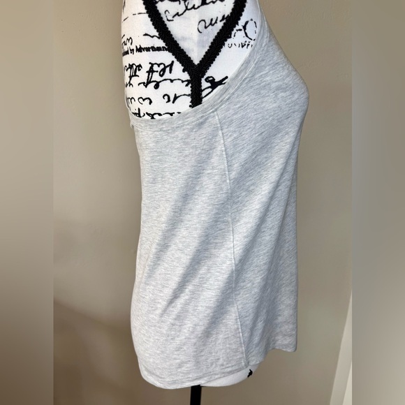 Lululemon Women’s Love Tank in Light Gray, Size 6 - Picture 6 of 12